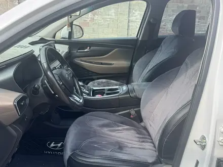 Hyundai Santa Fe 2021 года за 14 500 000 тг. в Шымкент – фото 6