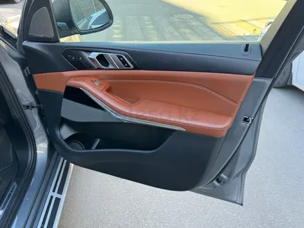 BMW X7 2023 года за 63 000 000 тг. в Астана – фото 21