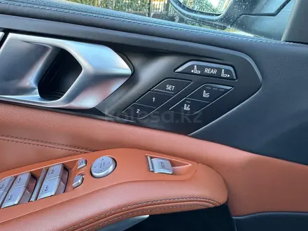 BMW X7 2023 года за 63 000 000 тг. в Астана – фото 29