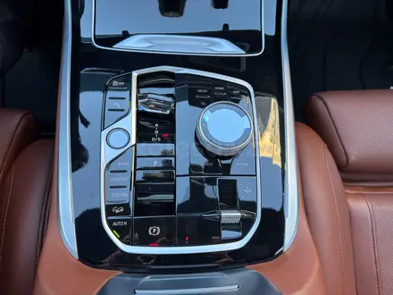 BMW X7 2023 года за 63 000 000 тг. в Астана – фото 33