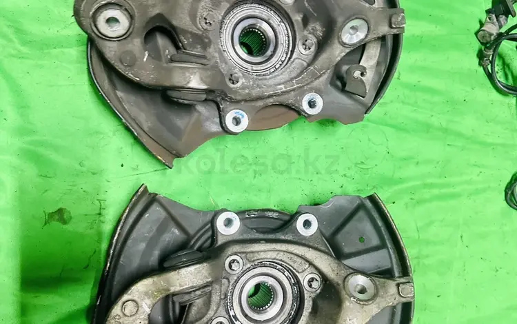 Мерседес w212 w218 задний цапфа ступица левый правый за 30 000 тг. в Алматы