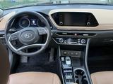 Hyundai Sonata 2023 года за 10 300 000 тг. в Алматы – фото 5