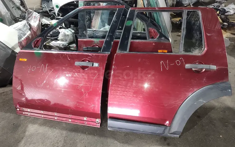 Land Rover Discovery двери за 80 000 тг. в Алматы