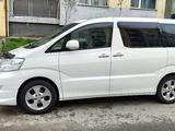 Toyota Alphard 2006 года за 10 200 000 тг. в Алматы