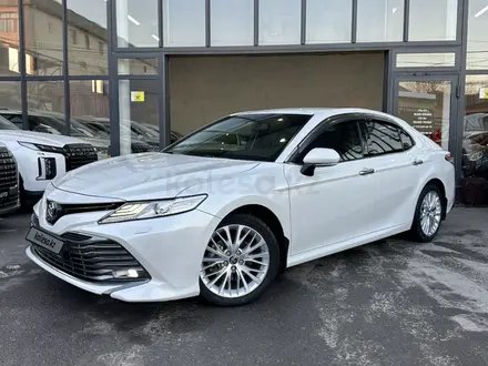 Toyota Camry 2019 года за 15 300 000 тг. в Шымкент – фото 3