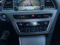 Hyundai Sonata 2015 года за 8 000 000 тг. в Алматы – фото 12
