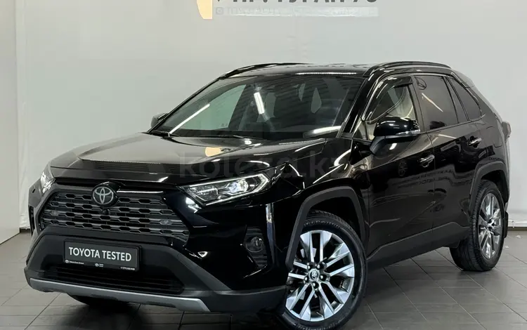 Toyota RAV4 Luxe 2020 годаүшін15 300 000 тг. в Астана