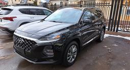 Hyundai Santa Fe 2018 года за 12 000 000 тг. в Алматы