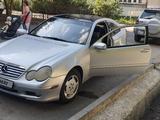 Mercedes-Benz C 230 2002 годаүшін2 700 000 тг. в Алматы