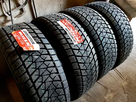 Зимние новые шины Bridgestone за 365 000 тг. в Алматы