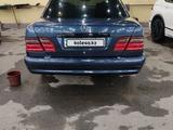 Mercedes-Benz E 230 1995 годаүшін2 100 000 тг. в Шымкент