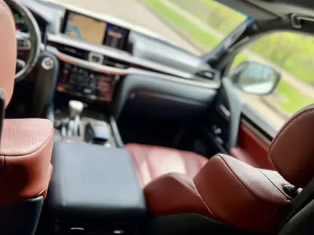 Lexus LX 570 2018 года за 48 000 000 тг. в Астана – фото 10