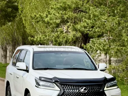 Lexus LX 570 2018 года за 48 000 000 тг. в Астана – фото 20