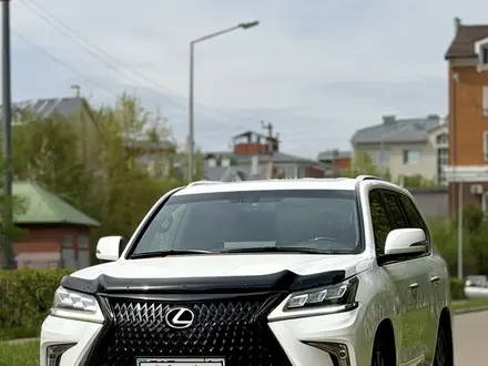 Lexus LX 570 2018 года за 48 000 000 тг. в Астана – фото 25