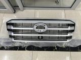 Решетка радиатора под камеру LC300 ОРИГИНАЛ за 180 000 тг. в Алматы
