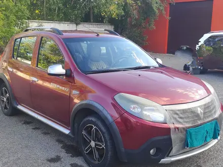 Renault Sandero Stepway 2014 года за 3 300 000 тг. в Караганда