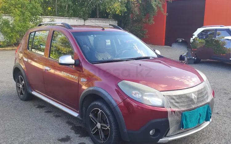 Renault Sandero Stepway 2014 года за 3 300 000 тг. в Караганда