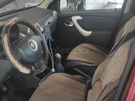Renault Sandero Stepway 2014 года за 3 300 000 тг. в Караганда – фото 7