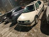 Volkswagen Vento 1992 года за 650 000 тг. в Экибастуз – фото 4