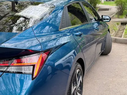 Hyundai Elantra 2023 года за 8 500 000 тг. в Алматы – фото 4