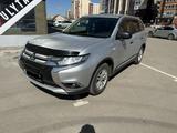 Mitsubishi Outlander 2015 годаүшін10 000 000 тг. в Караганда