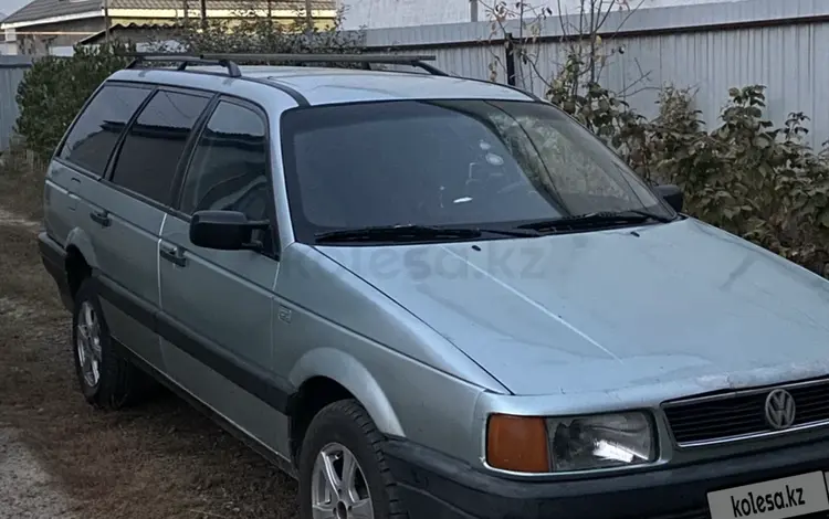 Volkswagen Passat 1991 года за 1 500 000 тг. в Уральск