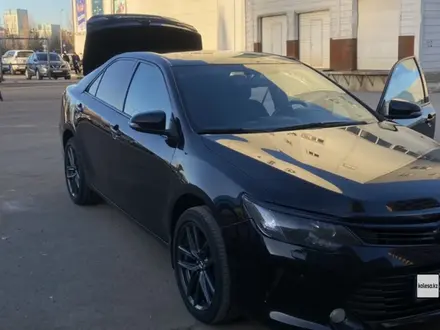 Toyota Camry 2015 года за 12 300 000 тг. в Астана – фото 22