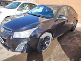 Chevrolet Cruze 2014 года за 3 300 000 тг. в Астана – фото 2