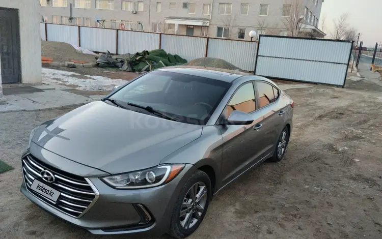 Hyundai Elantra 2017 годаүшін5 300 000 тг. в Атырау