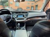 Toyota Avalon 2015 года за 9 700 000 тг. в Алматы – фото 4