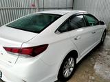 Hyundai Sonata 2017 годаfor9 150 000 тг. в Астана – фото 4