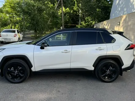 Toyota RAV4 2022 года за 18 300 000 тг. в Шымкент – фото 3