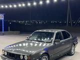 BMW 525 1989 года за 1 350 000 тг. в Шымкент – фото 2
