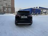 Toyota RAV4 2018 года за 12 500 000 тг. в Усть-Каменогорск – фото 4