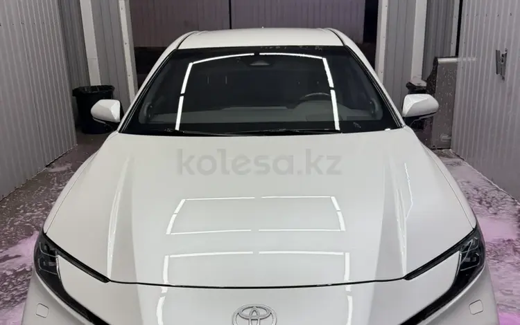 Toyota Camry 2025 года за 22 000 000 тг. в Астана