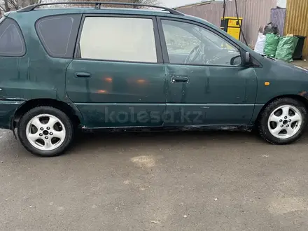 Toyota Picnic 1999 года за 2 200 000 тг. в Алматы – фото 4