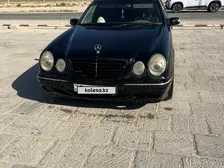 Mercedes-Benz E-Class, 2000