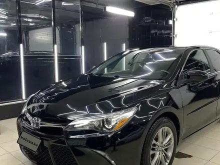 Toyota Camry 2016 года за 6 900 000 тг. в Атырау – фото 5