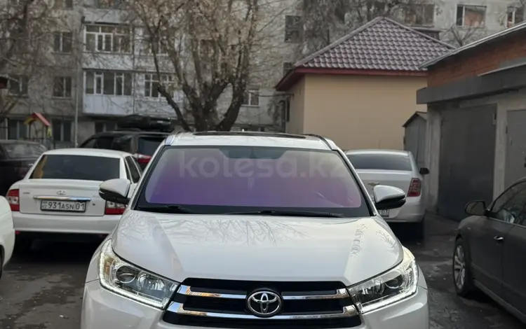 Toyota Highlander 2016 года за 17 300 000 тг. в Астана