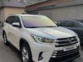 Toyota Highlander 2016 года за 17 300 000 тг. в Астана – фото 2