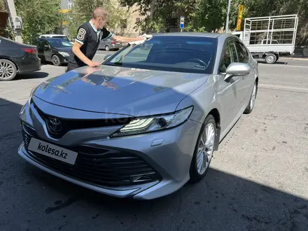 Toyota Camry 2019 годаүшін14 500 000 тг. в Шымкент