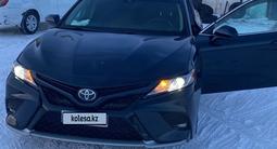 Toyota Camry 2018 года за 8 500 000 тг. в Караганда