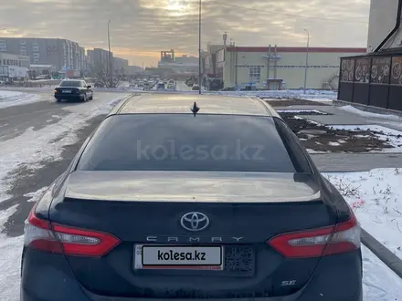 Toyota Camry 2018 года за 8 500 000 тг. в Караганда – фото 6