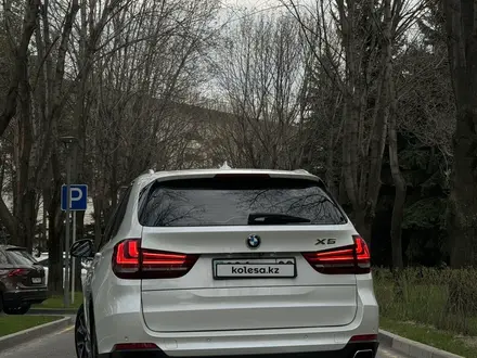 BMW X5 2015 года за 17 500 000 тг. в Алматы – фото 19