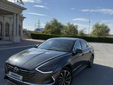 Hyundai Sonata 2021 года за 12 150 000 тг. в Атырау – фото 3