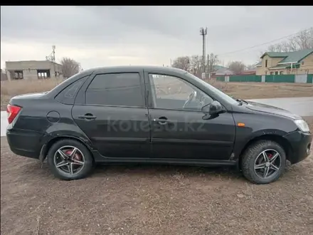 ВАЗ (Lada) Granta 2190 2013 года за 1 500 000 тг. в Актобе – фото 4