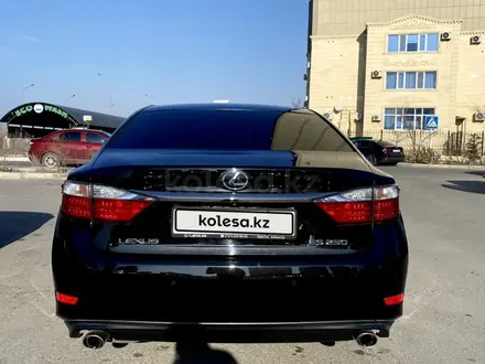 Lexus ES 250 2015 года за 14 500 000 тг. в Актау – фото 3