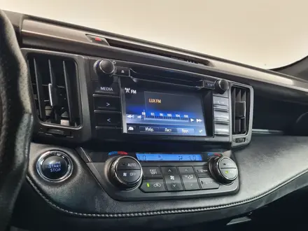 Toyota RAV4 2019 года за 12 790 000 тг. в Алматы – фото 19