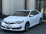Toyota Camry 2013 года за 8 800 000 тг. в Шымкент