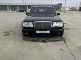 Mercedes-Benz E 400 1990 года за 3 200 000 тг. в Актау – фото 3